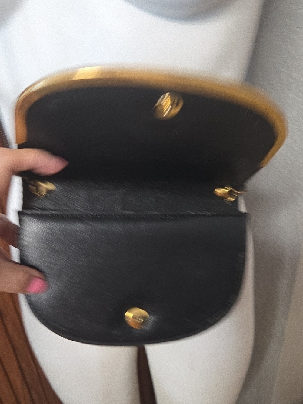 Vitage 1970/1980 Black Sequin Crossbody Bag with Gold Trim - Picture 3 of 5
